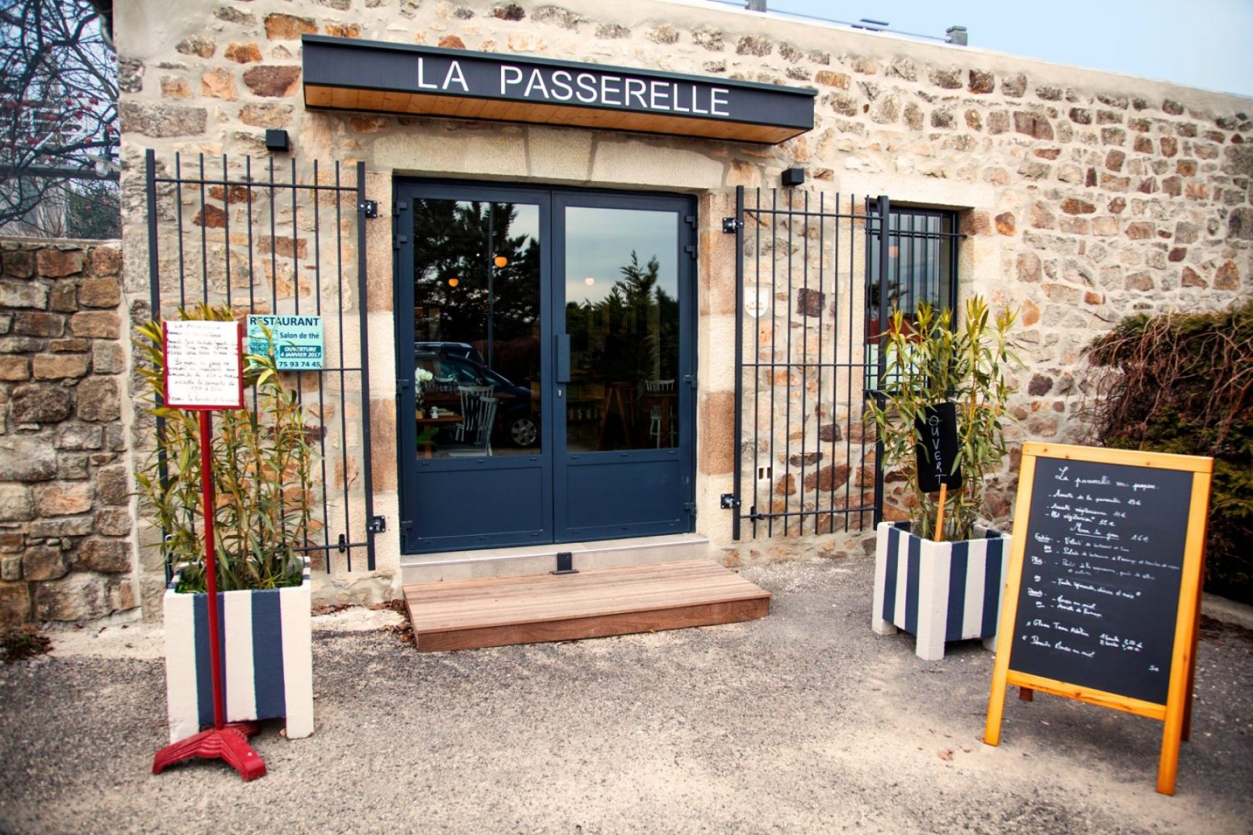 Restaurant La Passerelle Bistrot culturel